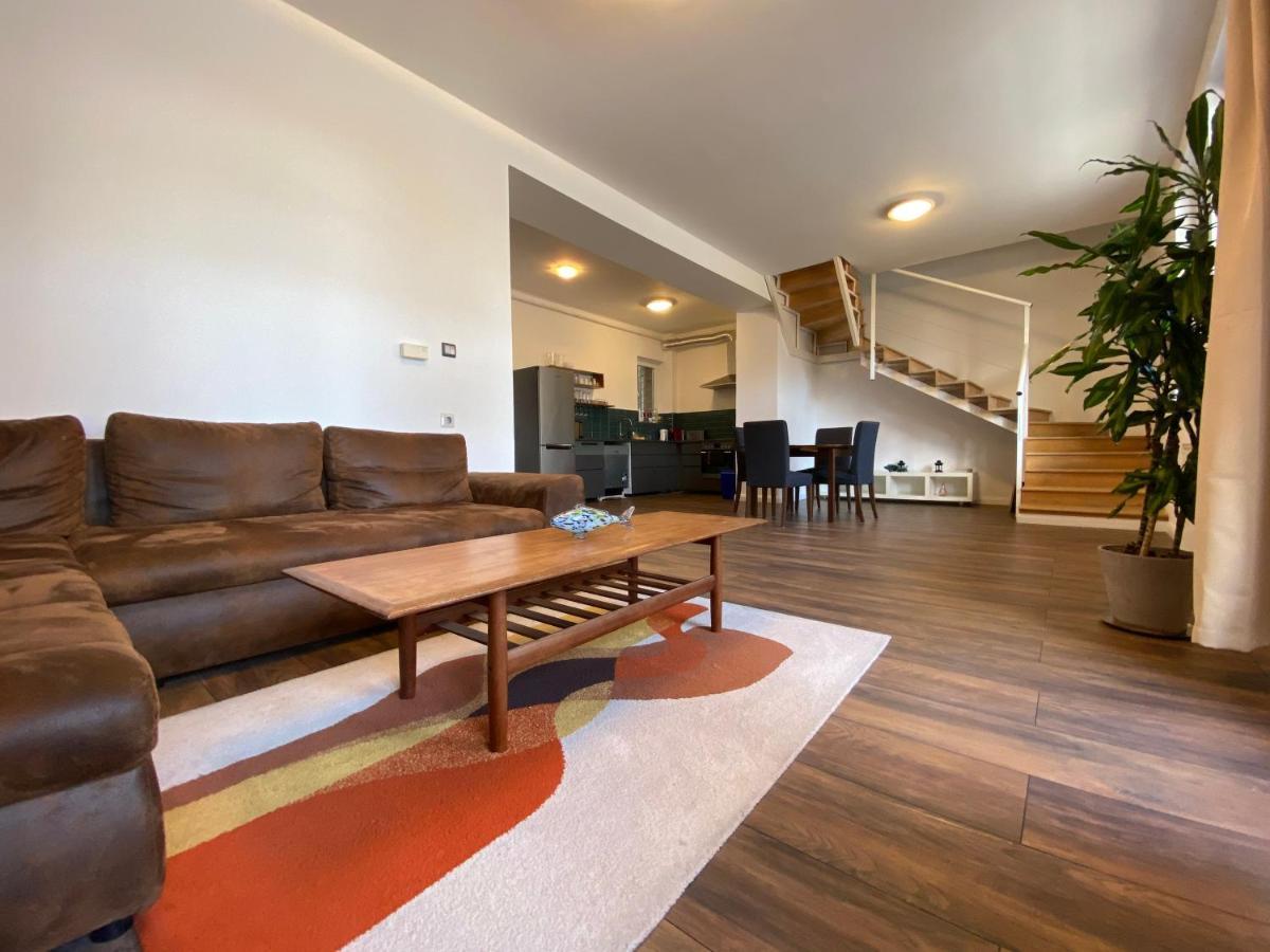 Apartman 2 Bedroom 107 M2 Loft With Balcony Budapest
